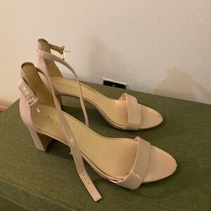 Nine West pink nude heeled sandals 9.5